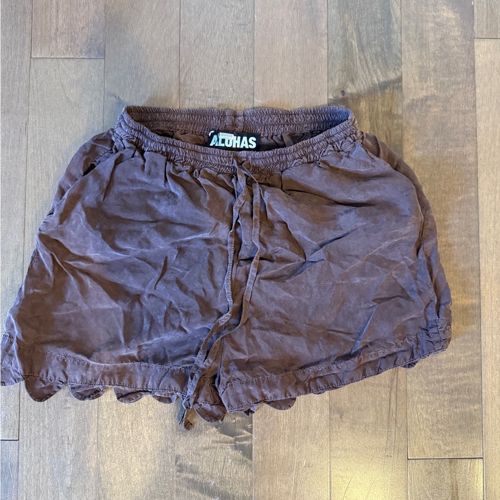 ALOHAS Women's Dark Brown Shorts